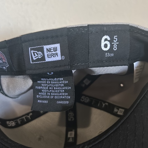 NWOT New Era Las Vegas Aviators Fitted Hat - Picture 4 of 4